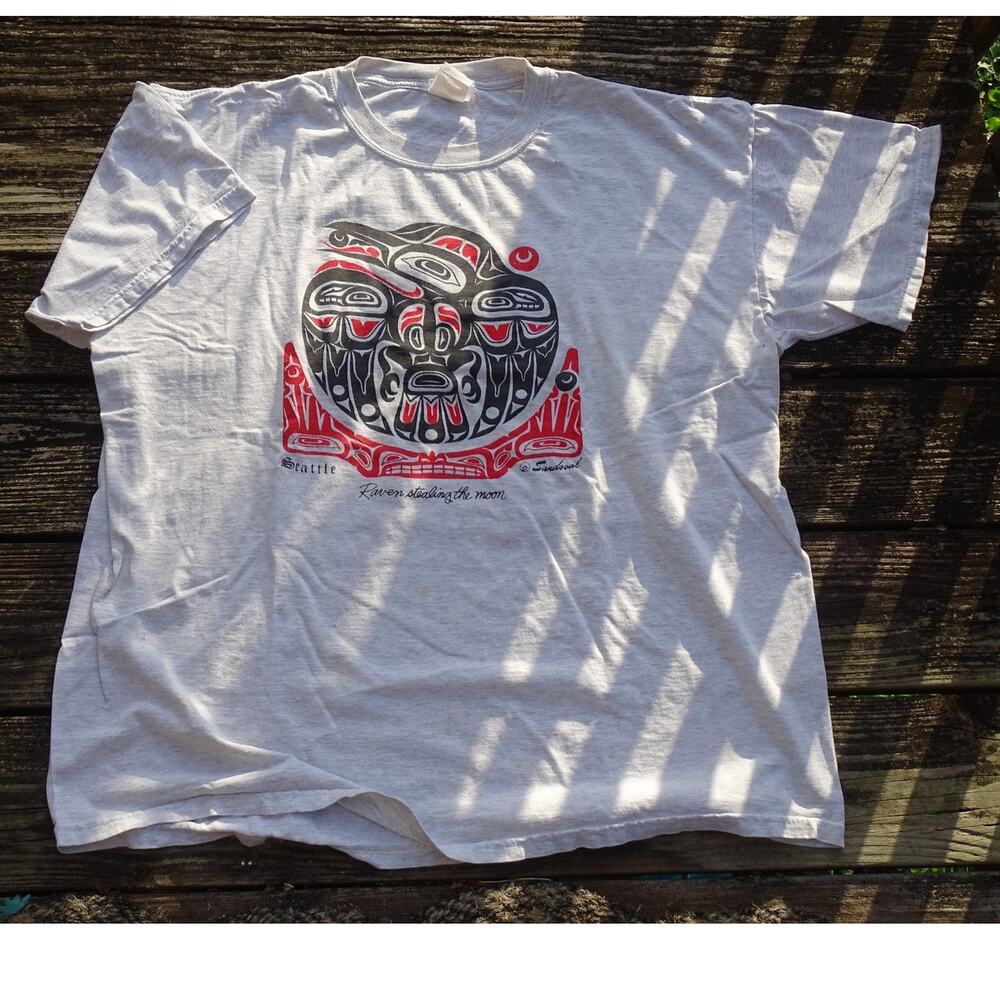 Vtg 90s Jerzees High Cotton Raven Stealing Moon Sandoval Gray Red Art Tee 2XL
